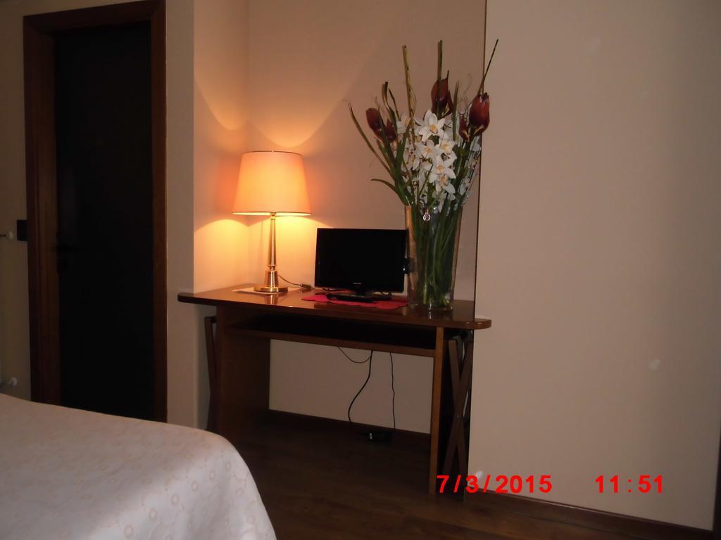 Albergo Ponte Vecchio Cernobbio Quarto foto